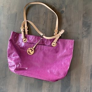 Large Michael Kors Tote in Fuchsia